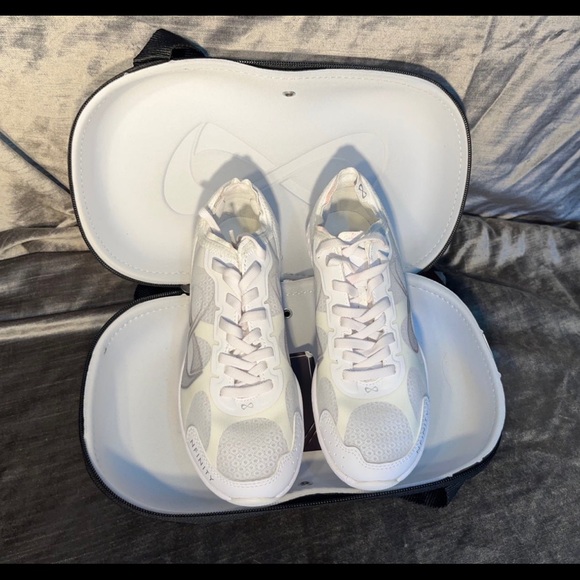 Nfinity Alpha Cheer shoes sz 6.5 - Picture 3 of 3